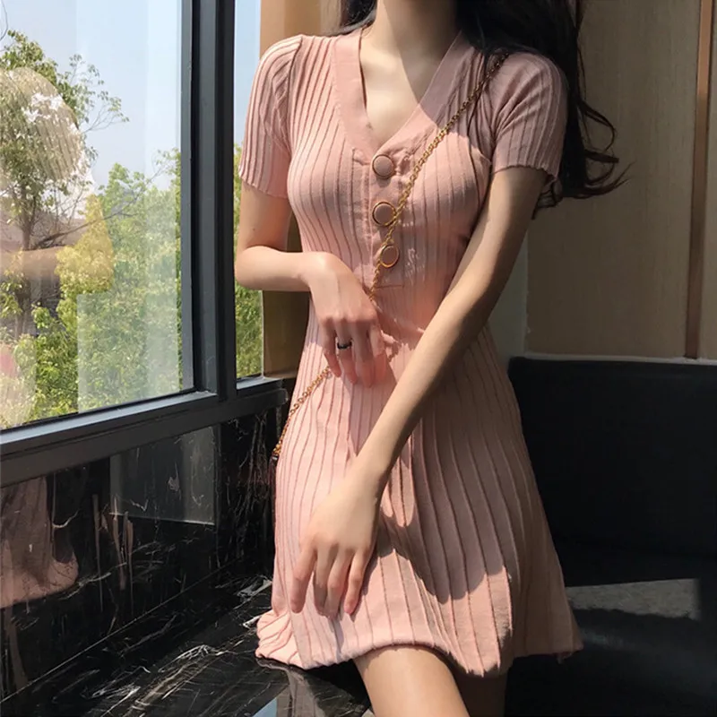 

Summer fashionable casual lady V-neck knitted Pleated Dress