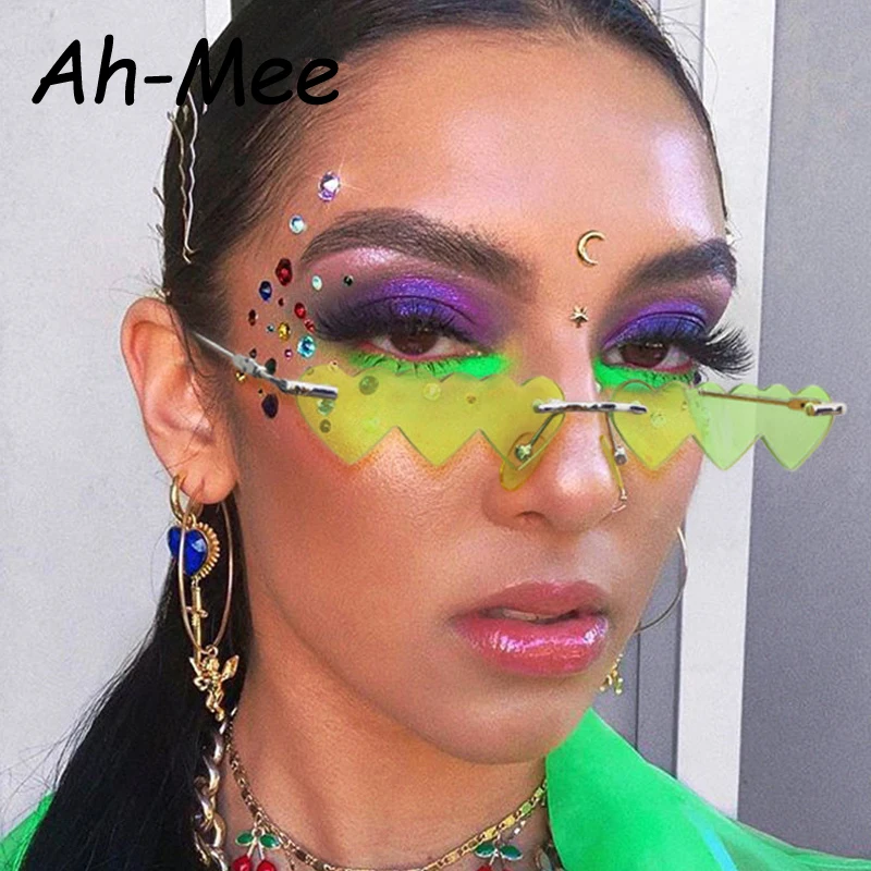 

Small Rimless Punk Sunglasses Women Christmas 2020 Fashion Red Pink Heart Unique Rectangle Sun Glasses For Female Vintage Shades