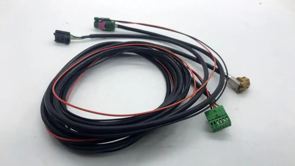 Штепсельная Вилка CarPlay MDI USB AMI для Golf 7 MK7 [ 5G0 035 222 E 5G0035222E не включает