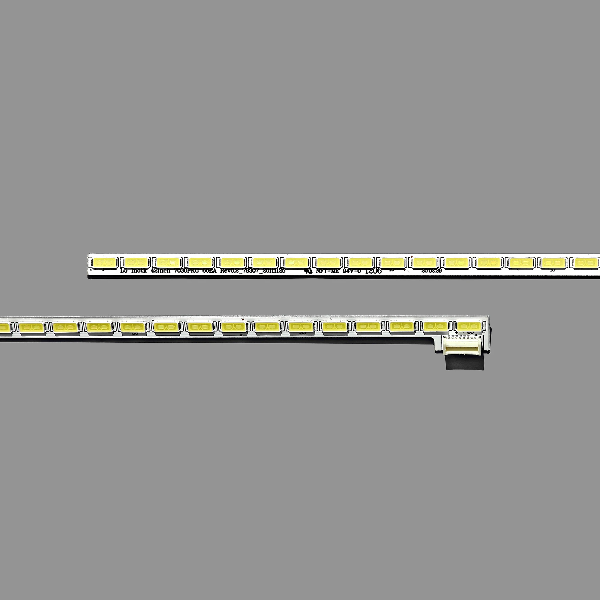 For LIG 42LS570T T420HVN01.0 74.42T23.001 7030PKG 60ea 42LS5600 42LS560T 42LS570S 42LS575S New 60LED 525mm LED backlight strip