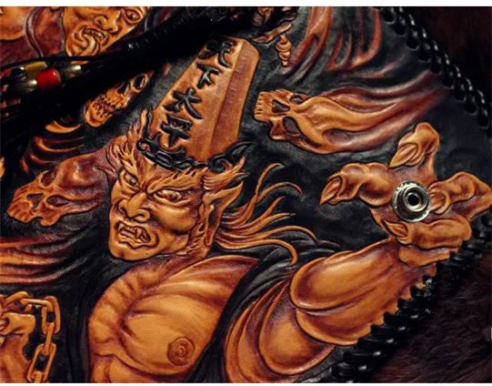 Рисунок 2 - Женский и мужской клатч из натуральной кожи