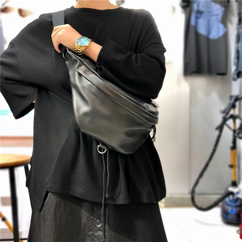 Handmade Women Chest Bag Natural Cowhide Leather Single Crossbody Bags Cool handsome Unisex Couple Locomotive Saddle Bag 2022