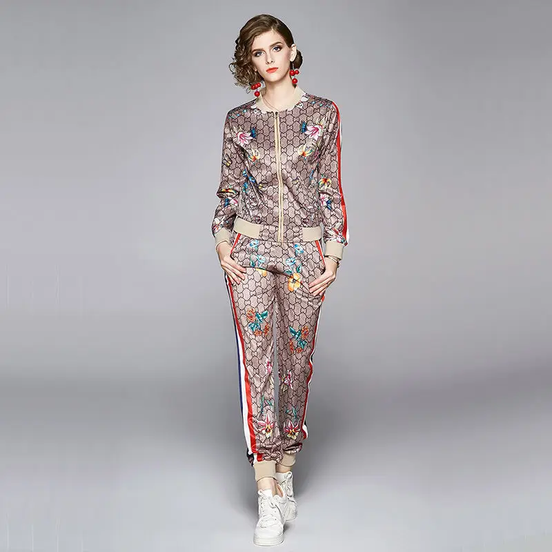 

Sports and leisure suit 2020 Autumn new long-sleeved baseball jacket jacket leggings printed women's two-piece suit