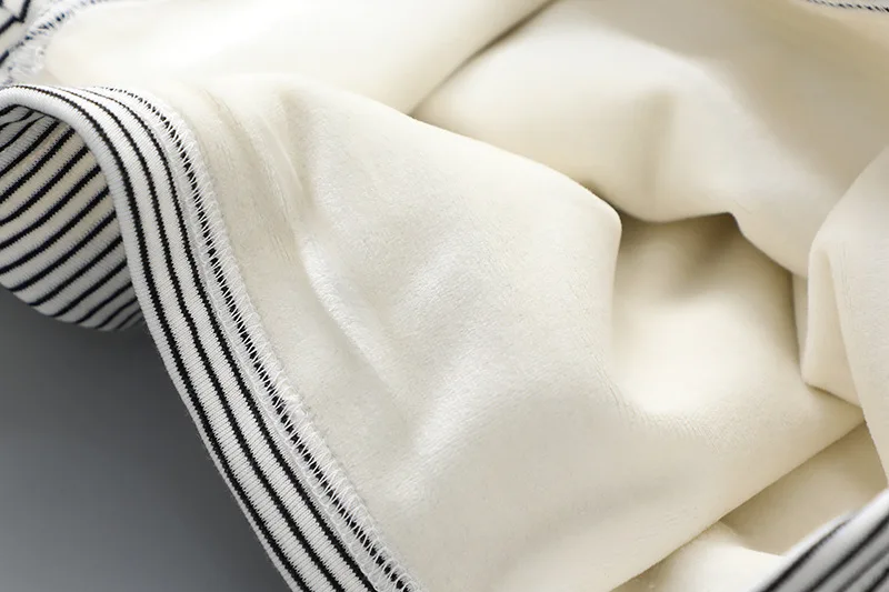 Children's clothes in winter lap high collar stripe Top with long sleeves Warm fleece long-sleeved T-shirt black white