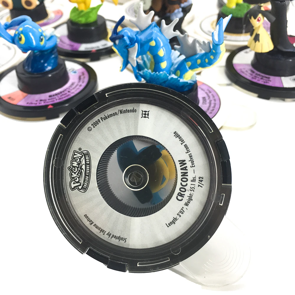 タカラトミーポケモントレーディングフィギュアゲーム日本アニメポケットモンスターグッズアクションフィギュアチェスボードテーブルゲームバトル Military Action Figures Aliexpress