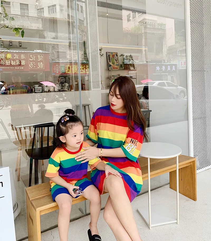 

Baby creeper mother child rainbow T-shirt skirt girl's parent child dress summer 2020 new short sleeve fashion