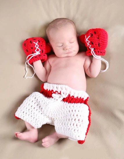 Newborn baby clothing Red boxing gloves cotton knit two-piece handmade sports style photography props