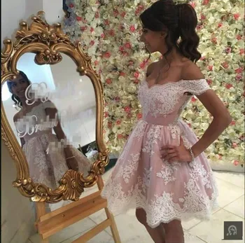 

Elegant 2019 Cocktail Dresses A-line Off The Shoulder Tulle Appliques Lace Short Mini Homecoming Dresses