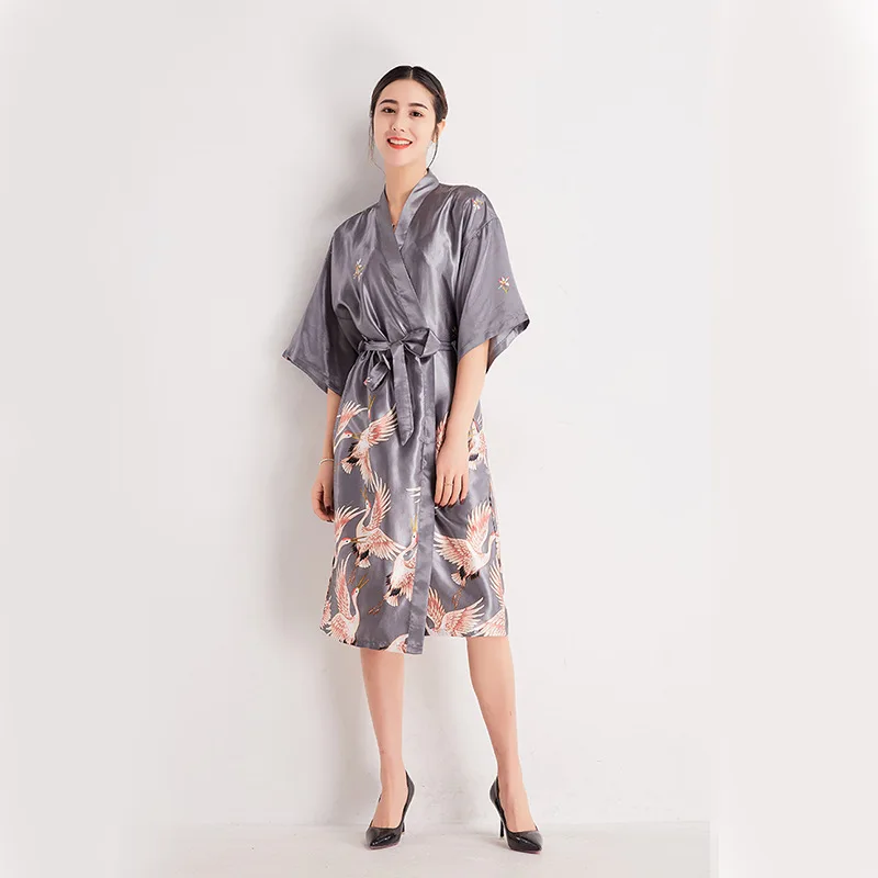 Летний кардиган японский стиль журавль для женщин кимоно атлас юката Винтаж Ночная рубашка плюс Haori пижамы вечерние спа корейский длинный халат - Цвет: Color 2