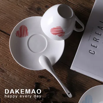 

Creative Ceramic Cup Coffee Mug Simple Modern Couple Office Turkish Coffee Cups with Spoon Tazas De Cafe Cups and Saucers BE50MU