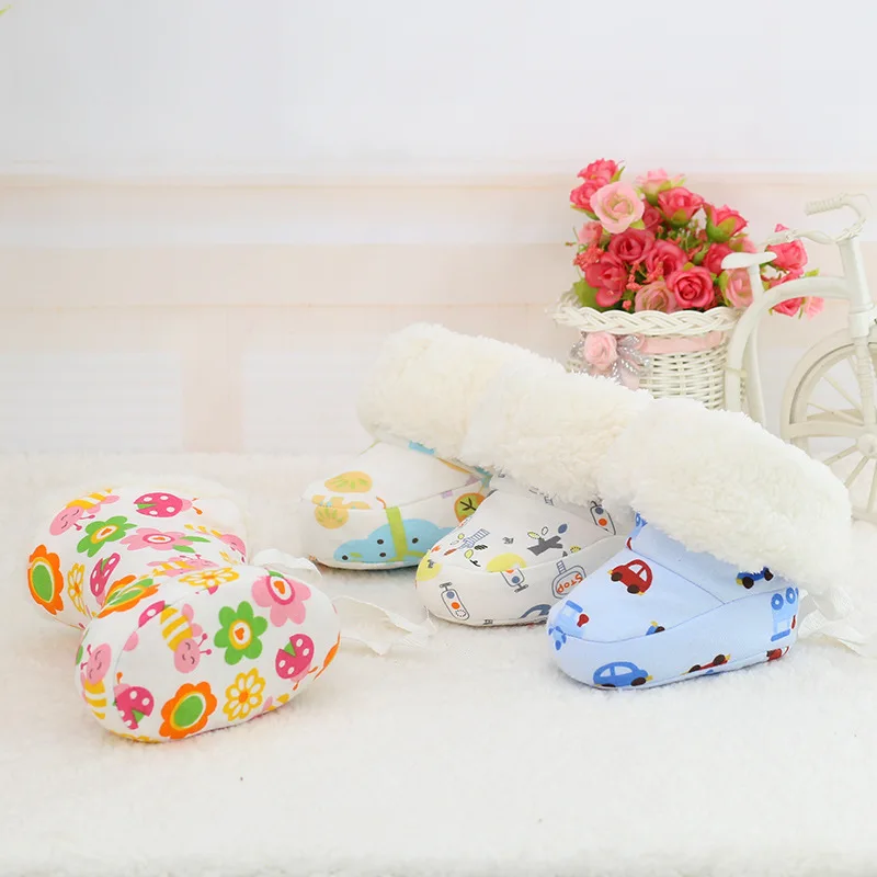 Baby First Walkers Lace Lamb Velvet Baby Cotton Shoes Protection Plush and Thicker 0-1 Year Infant Cotton Shoes Winter New