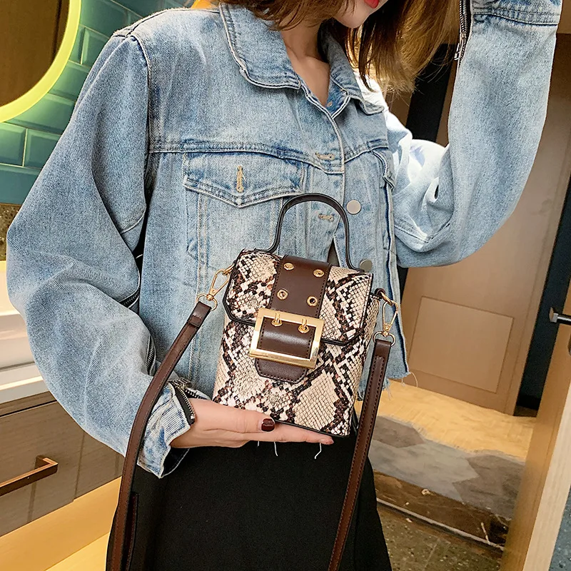 

Fashion Small Bucket Bag Women Snake Print Shoulder Bags Serpentine Pattern Handbag Luxury Brand Designer Ladies Crossbody Bags