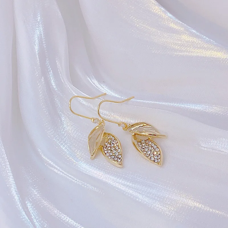 Korea New Crystal Leaf Design Pendant Earrings for Woman 2021 New Fashion Gold Earrings Female