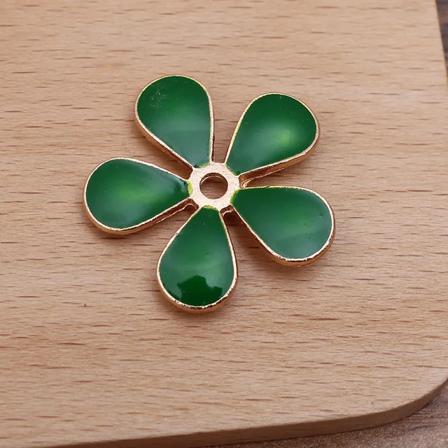 10pcs Metal Enamel Flower Beads Caps Blue Green Pink Filigree Flower Base Charms Pendants for Jewelry Making Components DIY Style D - Green