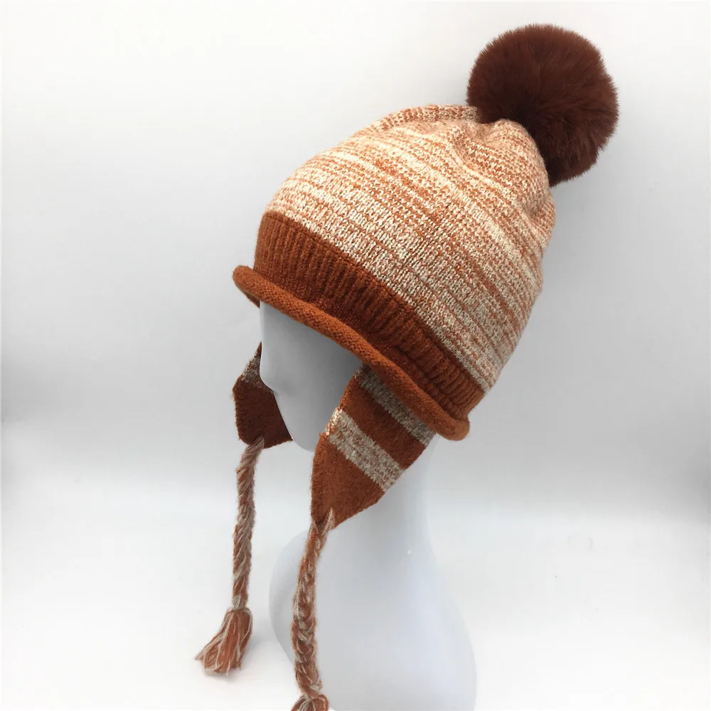 Женская Шапка-бини с помпон с искуственным мехом, однотонная вязаная зимняя шапка для девочек, женская мягкая теплая шапка с наушниками