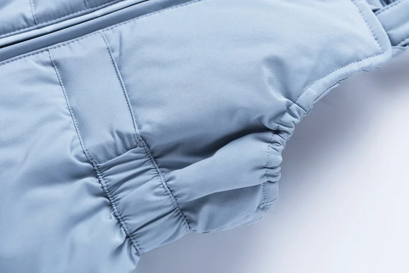 11515258550_1903448628