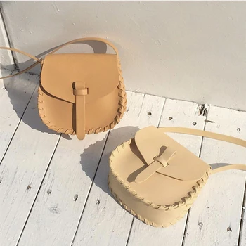 

Saddle Style Straw+leather Handbag Women Summer Rattan Bag Handmade Woven Beach Circle Bohemia Shoulder Bag New Fashion