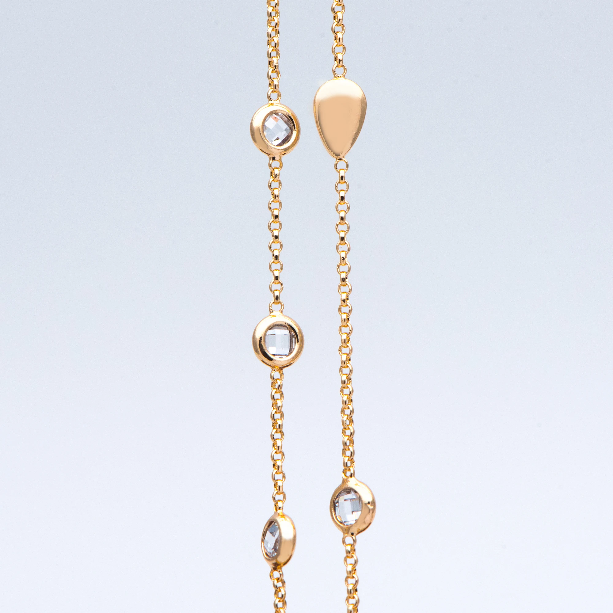 

Gold plated Brass Crystal Beaded Chains, Soldered Chains with Coin Rhinestone and Teardrop Disc (#LK-246-1)/ 1 Meter=3.3 ft