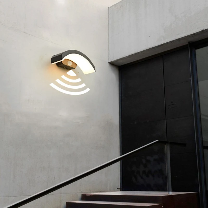 (WECUS) Outdoor garden garden light, home human body induction waterproof bracket light , LED aisle stair wall lamp