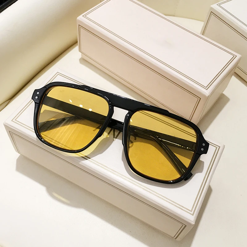 Fashion Oversized Yellow Square Sunglasses Women 2025 Design Rivets Decor Acrylic Rectangle Sun Glasses Shades Eyewear Wholesale 3