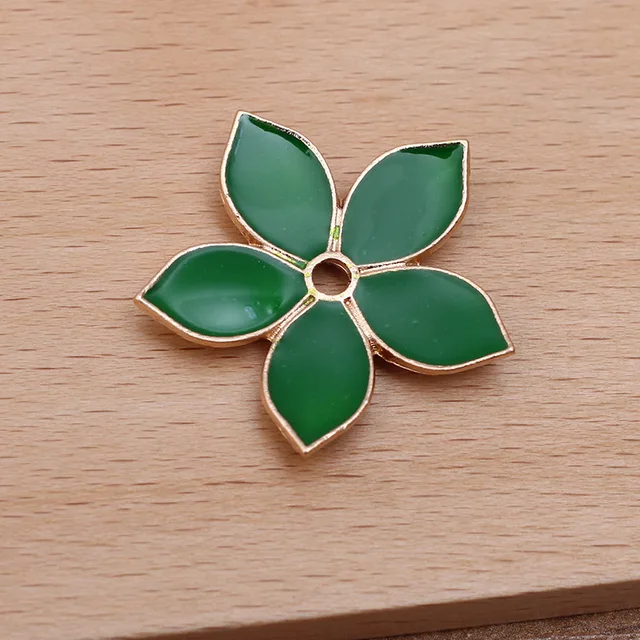 10pcs Metal Enamel Flower Beads Caps Blue Green Pink Filigree Flower Base Charms Pendants for Jewelry Making Components DIY Style A - Green