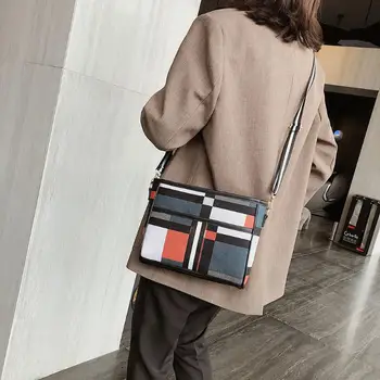 

Casual Plaid Hit Color Crossbody Elegant Female Shoulder Shopping Handbags New Fashion PU Leather Women Messenger Bag