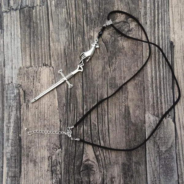 Большое ожерелье меч утверждающий кулон в готическом стиле черные винтажные