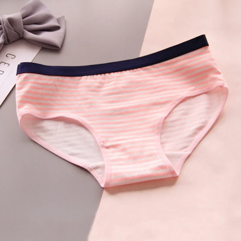 4698529241_1000337947