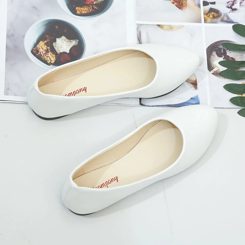 Woman Lady Casual Flock Flats Shoes Women Pointed Toe Slip On Boat Shoes Chaussures Femme Low Heel Shoes Sapato Feminino