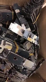 

Original used Faulty Motherboard For iPhone XR, the MainBoard have some holes, take some board 's components repair other phone