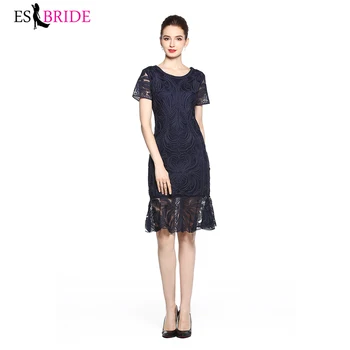 

Vintage Burgundy Evening Dresses Round Neck Short Sleeves 2019 Sexy Embroidery Lace Elegant Ladies Party Prom Gowns