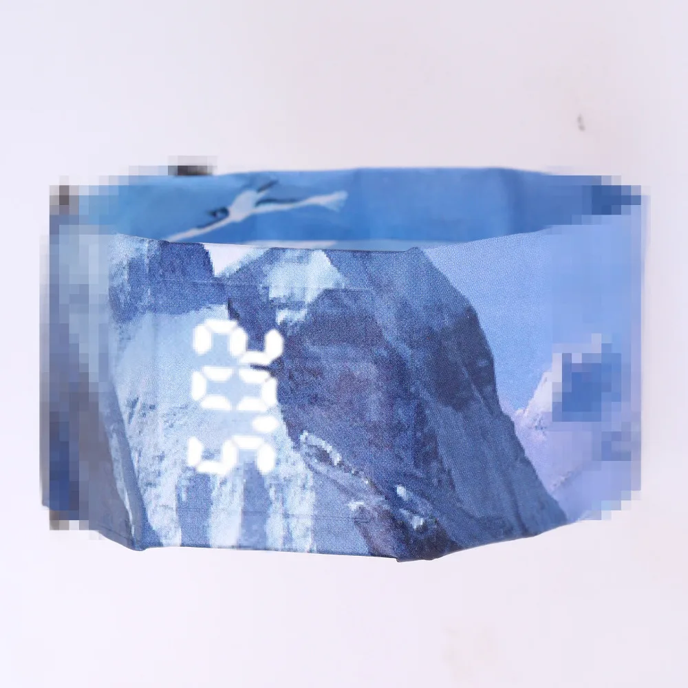 9112285258_1742178388