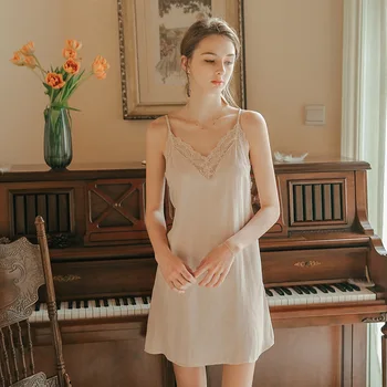 

2020 Sexy Victorian Sleep Wear Night Dress Vintage Lace Ice Silk Sleeveless Nightdress Pink Sleepwear Women Nightshirt