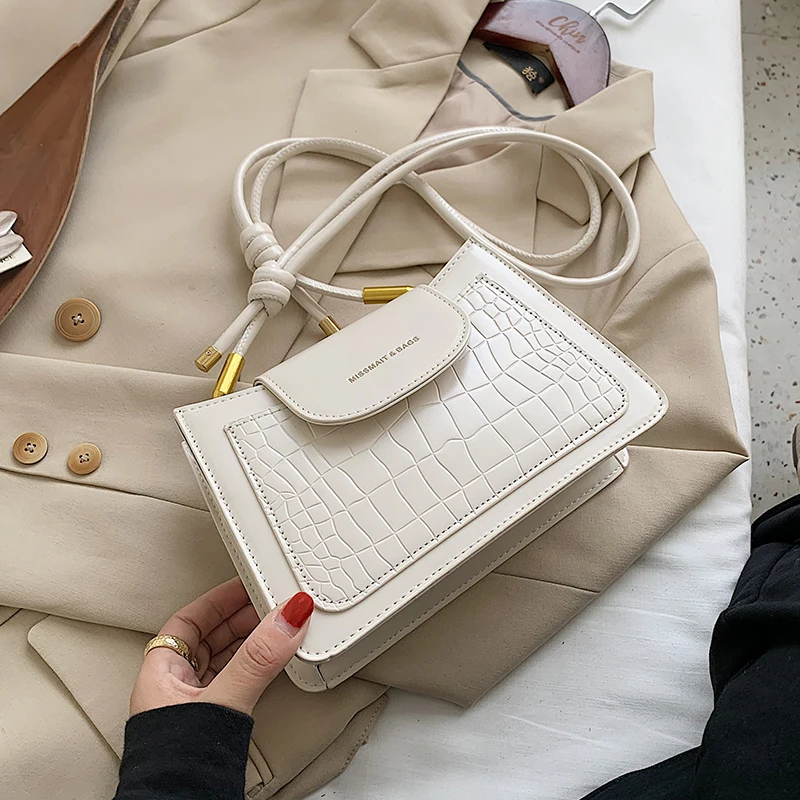 

High quality crocodile pattern one-shoulder handbag 2020 new fashion ladies luxury leather messenger bag retro buckle female bag