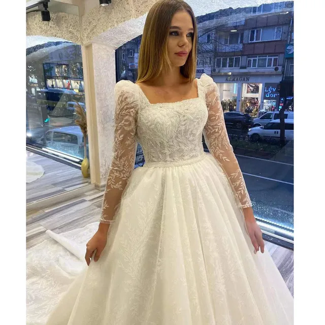 Luxury wedding dresses beading square collar long sleeve court train appliques formal party bridal gowns robe