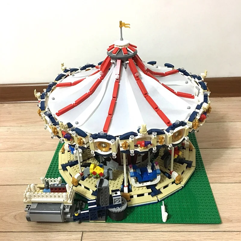 

IN STOCK 15013A Grand Carousel with motor Compatible legoset 10196 Building Blocks bricks lepinbricks Toys Christmas Gifts