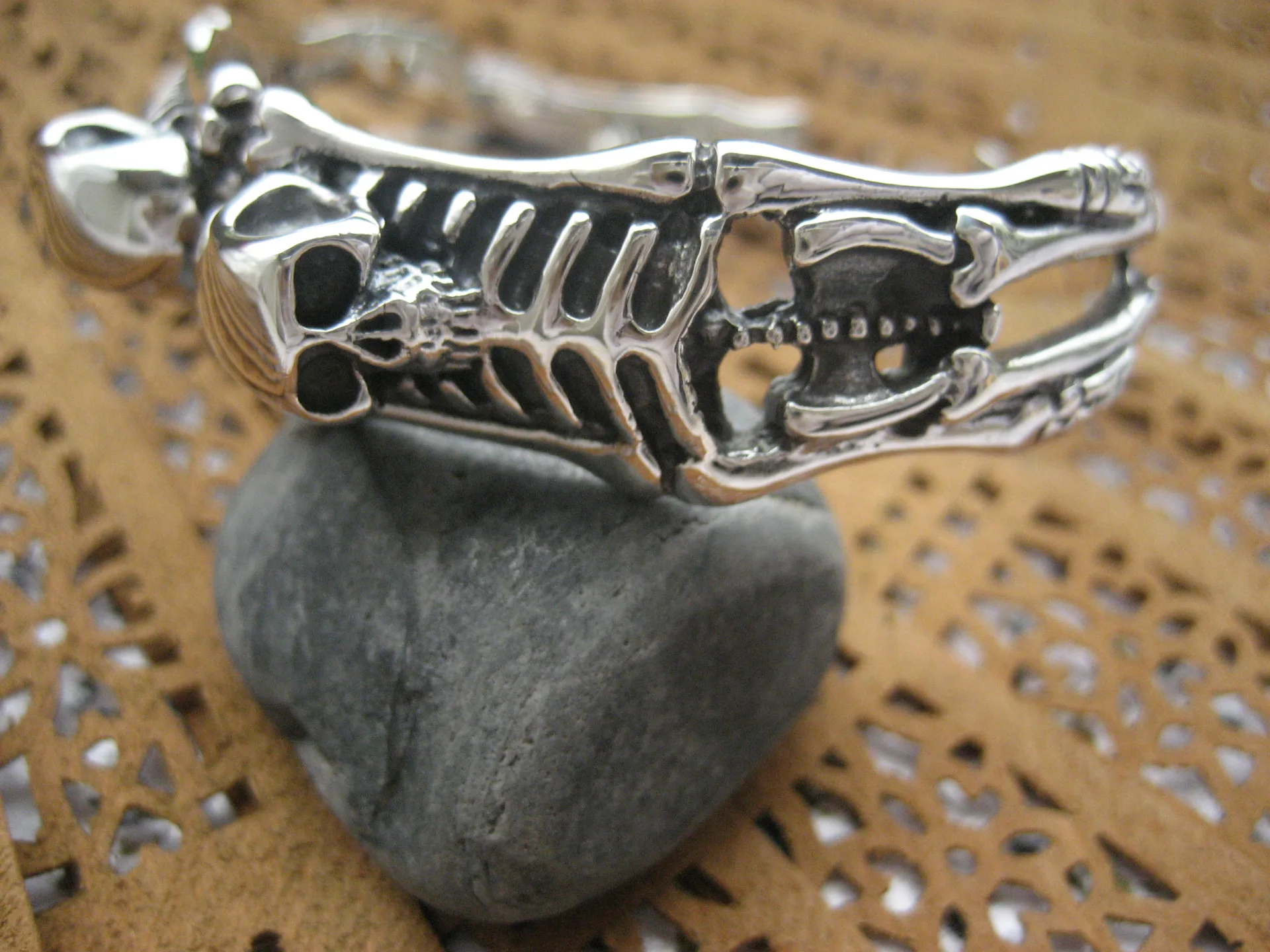 

Thai like Silver S925 Thai Silver Fine Silver Sterling Silver Punk ku lou jia Bracelet Characteristics Traditional yin shou shi