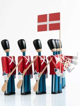 

Nordic Danish Soldier Wooden Miniature Figurines Decoration Creative Home Decor Children's Model Puppet Handmade Solid Wood