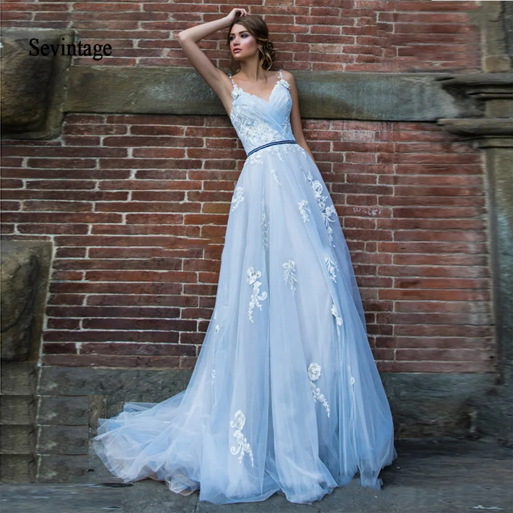 

Sevintage A Line Bohemia Wedding Dresses Lace 3D Flowers Spaghetti Straps Bridal Gowns Beach Backless Pleats Vestidos De Noiva