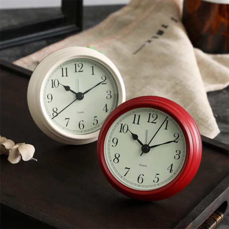 

Nordic Modern Simple Metal Matte Small Table Clock Fashion Creative Multi-functional Student Bedside Personality Alarm Clock