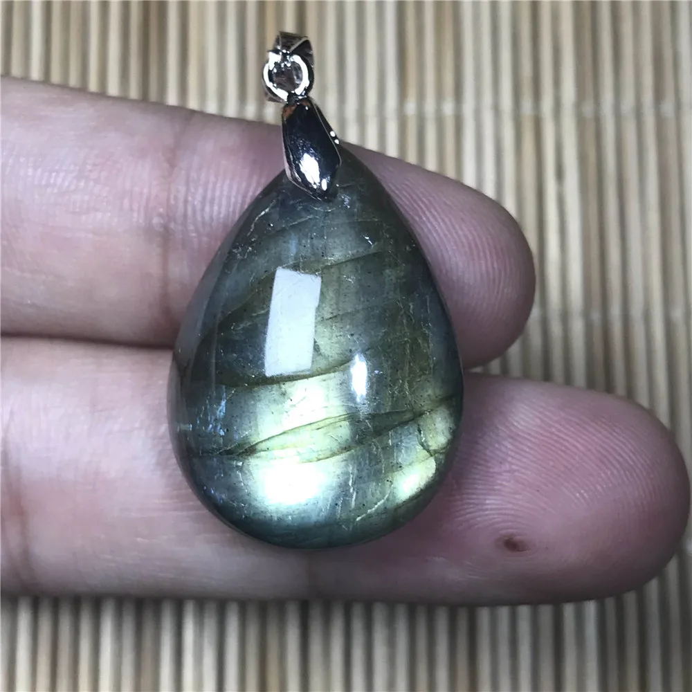 

Genuine Natural Blue Light Labradorite Pendant For Women Man 26x19x8mm Crystal Beads Moonstone Jewelry Drop Shipping AAAAA