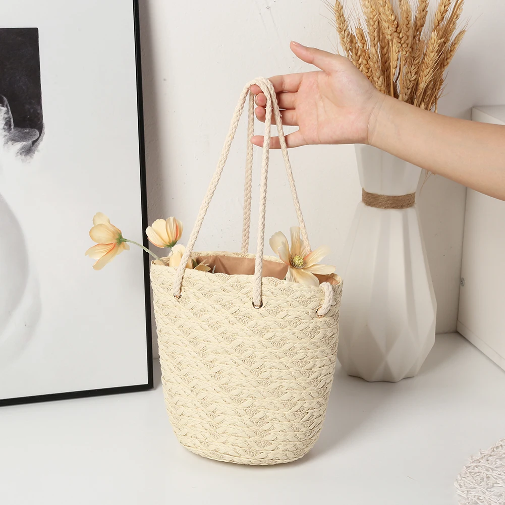 Fashion Straw Bucket Bag for Summer 2021