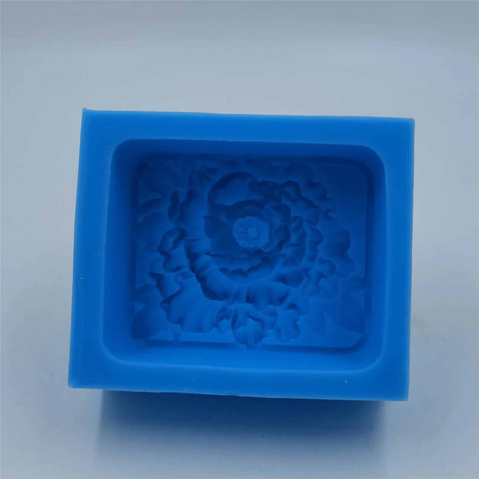 Description Picture 5 of itemPeony DIY Soap Mold 3D Flower Silicone Molds for Handmade Soap Scented Candle Wax Melt Mould Cake MOLD Baking Tools