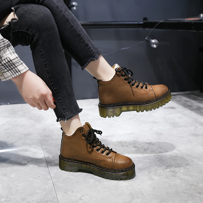 2019 Winter New Women Martin Boots Comfortable Non-slip Keep Warm Oxford Sole Plush Snow Boots Lace-up Round Toe Ankle Boots 2019 Winter New Women Martin Boots Comfortable Non-slip Keep Warm Oxford Sole Plush Snow Boots Lace-up Round Toe Ankle Boots