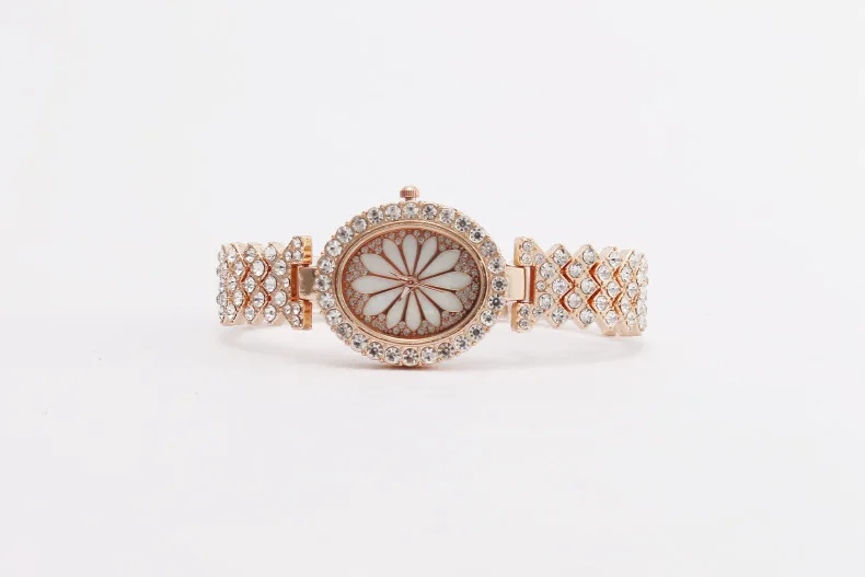 bangle style watch 2021 New Product Hot Sale Watch Fashion Full Diamond Diamond Ladies Watch Female Watch Bracelet Watch Business Casual Watch radley watch and bracelet set
