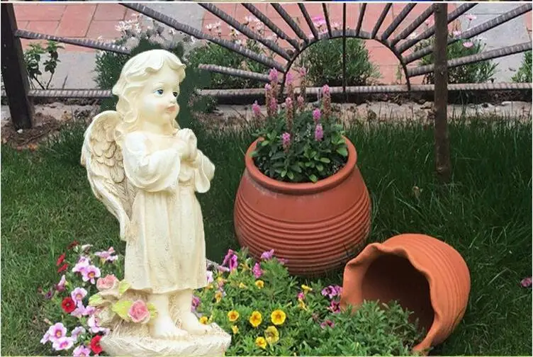 Statue Ange jardin avec Fleurs