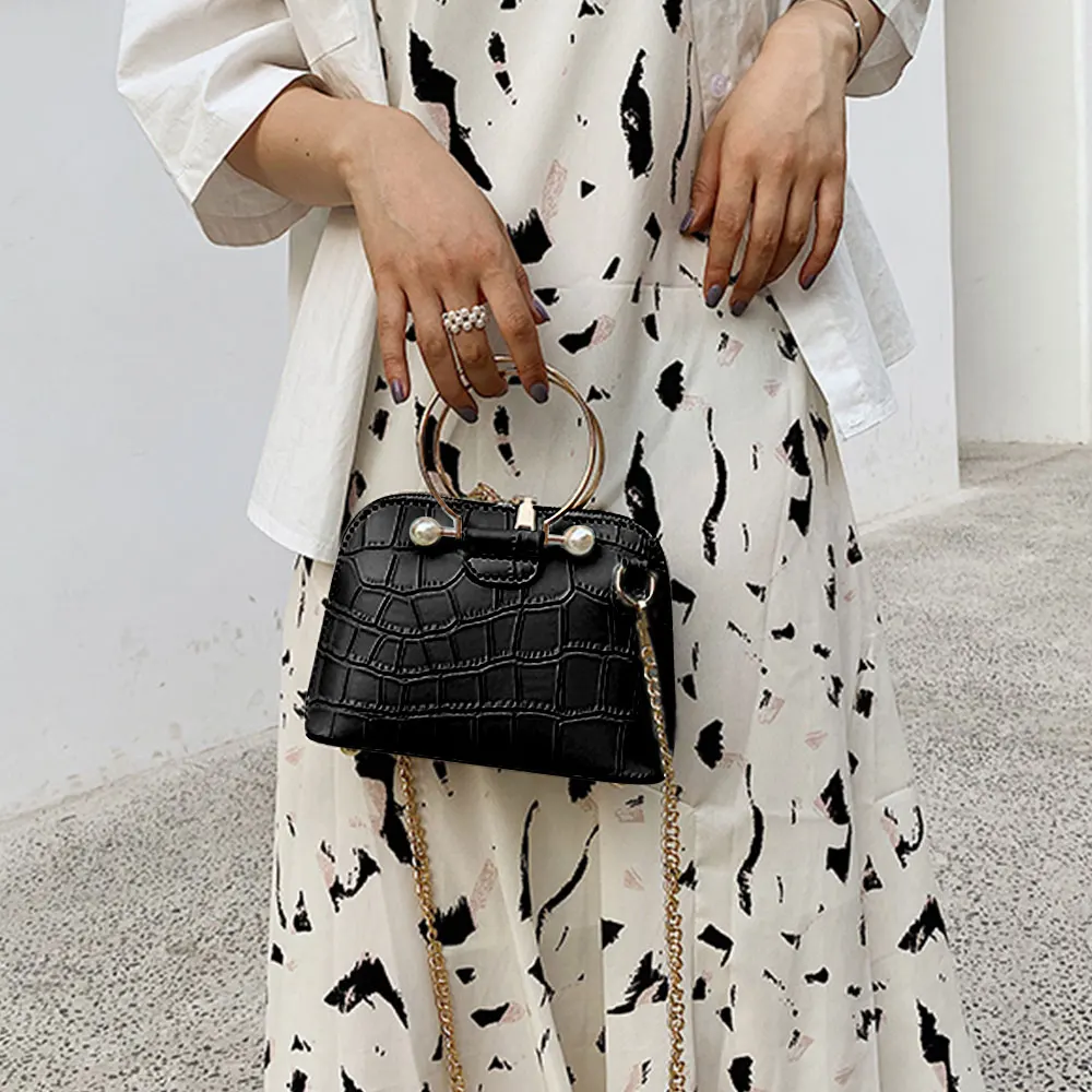 

Chain PU Leather Crossbody Bags For Women 2019 Small Shoulder Messenger Crocodile Pattern Shell Bag Female Travel Handbags