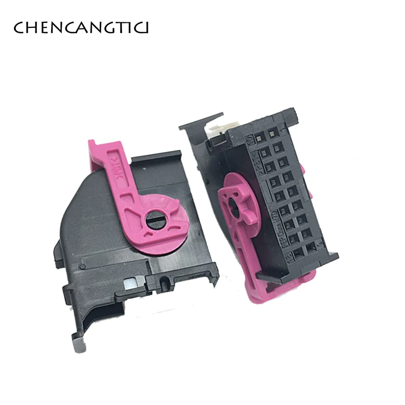 

1 set 18 pin Automobile Instrument Plug Automotive WIre Harness Conenctor 5Q0 972 718 A For VW GOLF Lamando