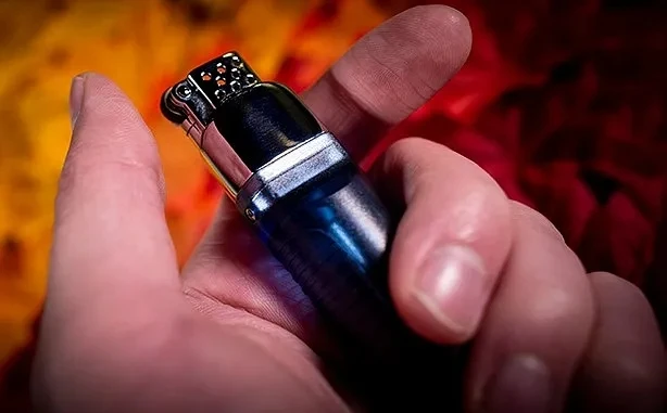 FLAME (Gimmicks and Online Instruction) by Murphy's Magic Supplies (2)