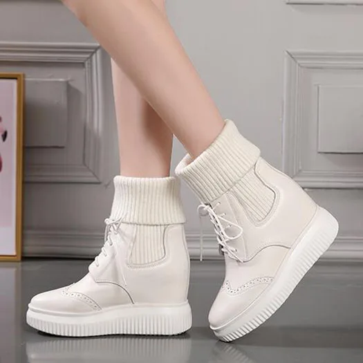 Beige lace up Высококачественная Дизайнерская обувь из натуральной кожи, увеличивающая рост, с круглым носком; роскошная женская обувь; коллекция года; бежевые сапоги на платформе со шнуровкой - Цвет: Beige lace up